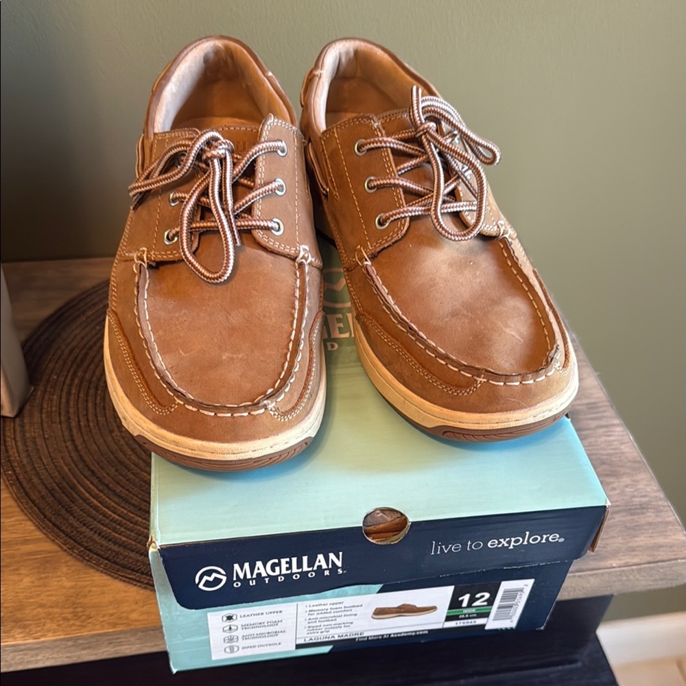 Magellan Outdoors Brown Boat Shoes with Moc-Toe Stitching